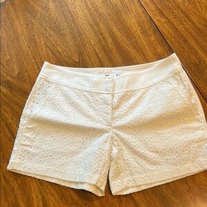 Women's Vineyard Vines White Eyelet Shorts size 0